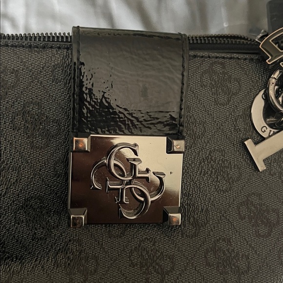 Guess Black Textured Shoulder Bag - Picture 3 of 7